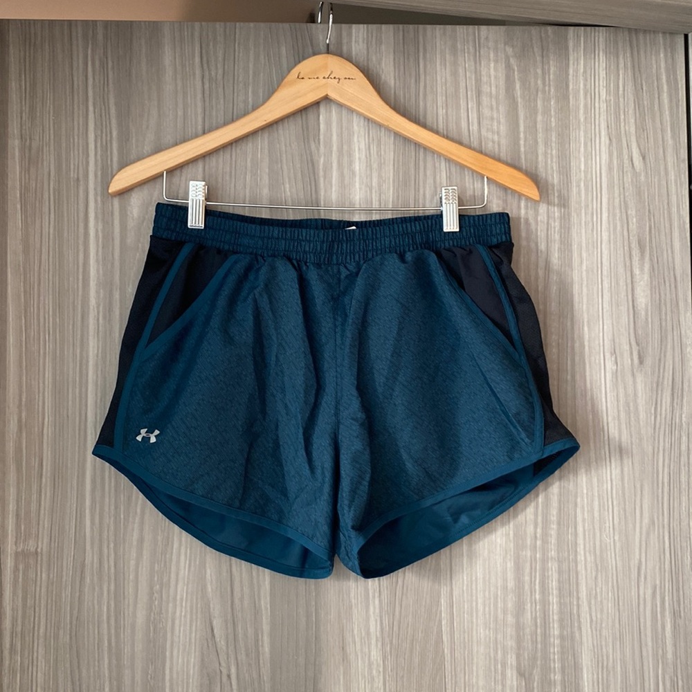Under Armour shorts, lined & have a drawstring